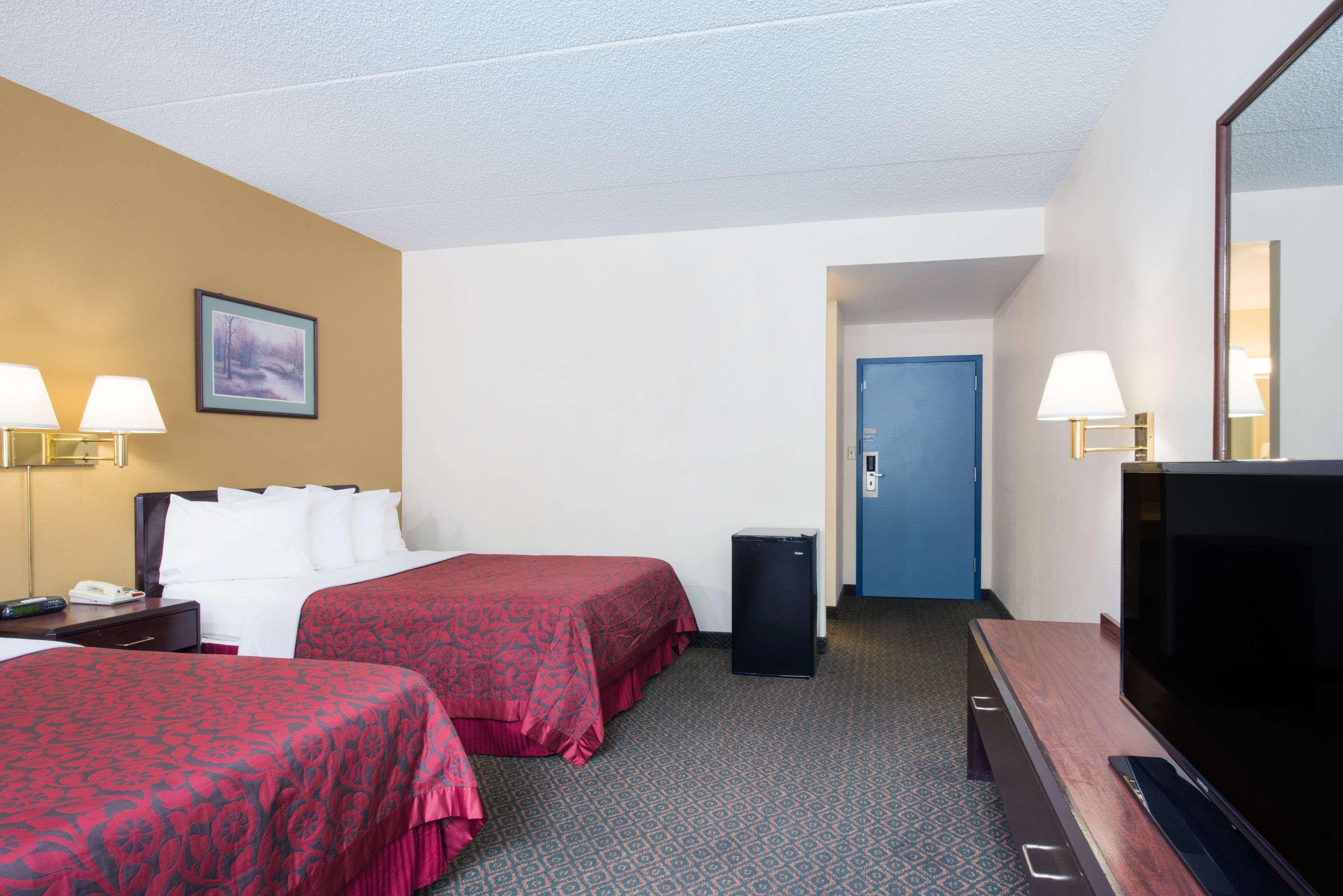 Days Inn By Wyndham Chambersburg Exterior foto