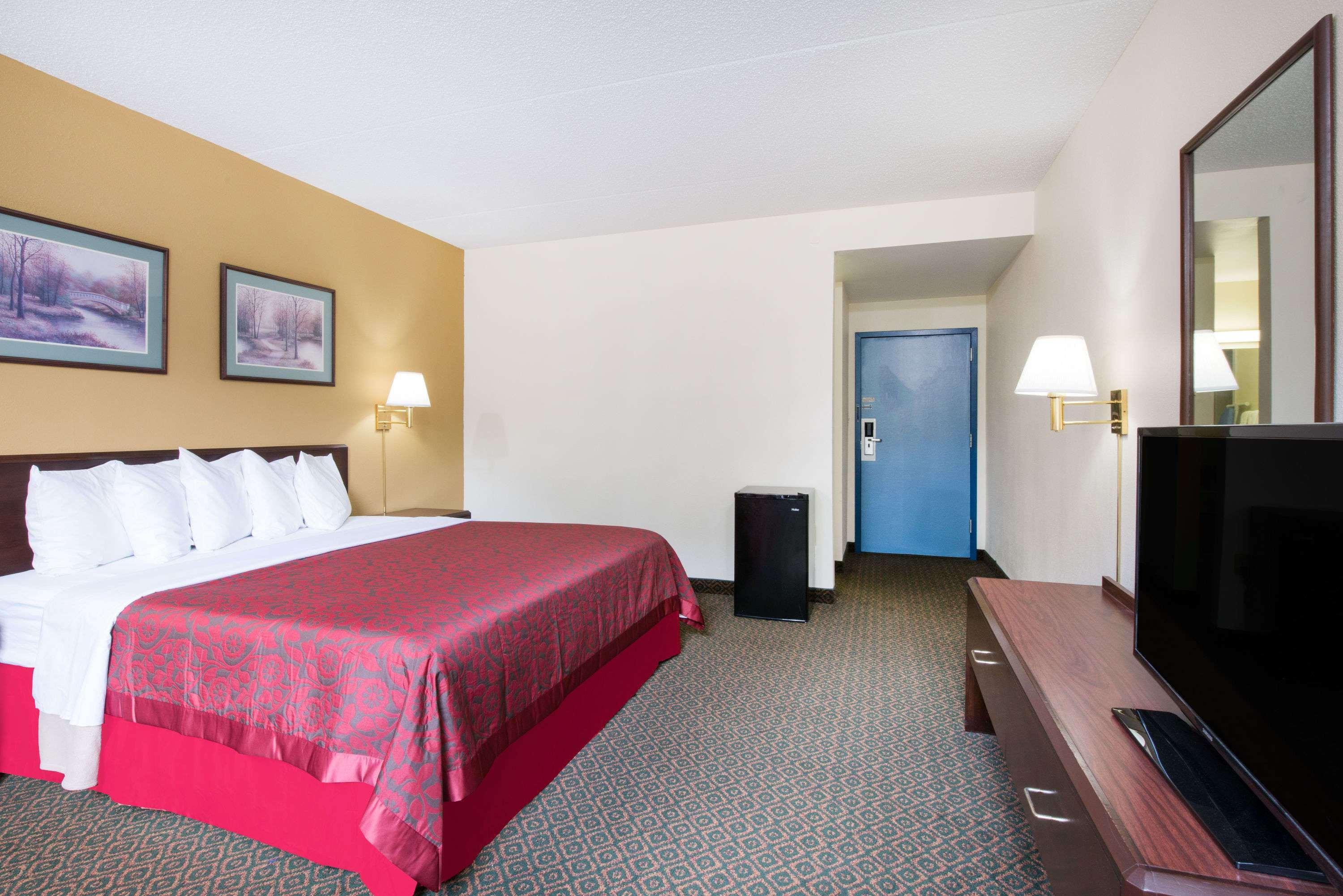 Days Inn By Wyndham Chambersburg Exterior foto